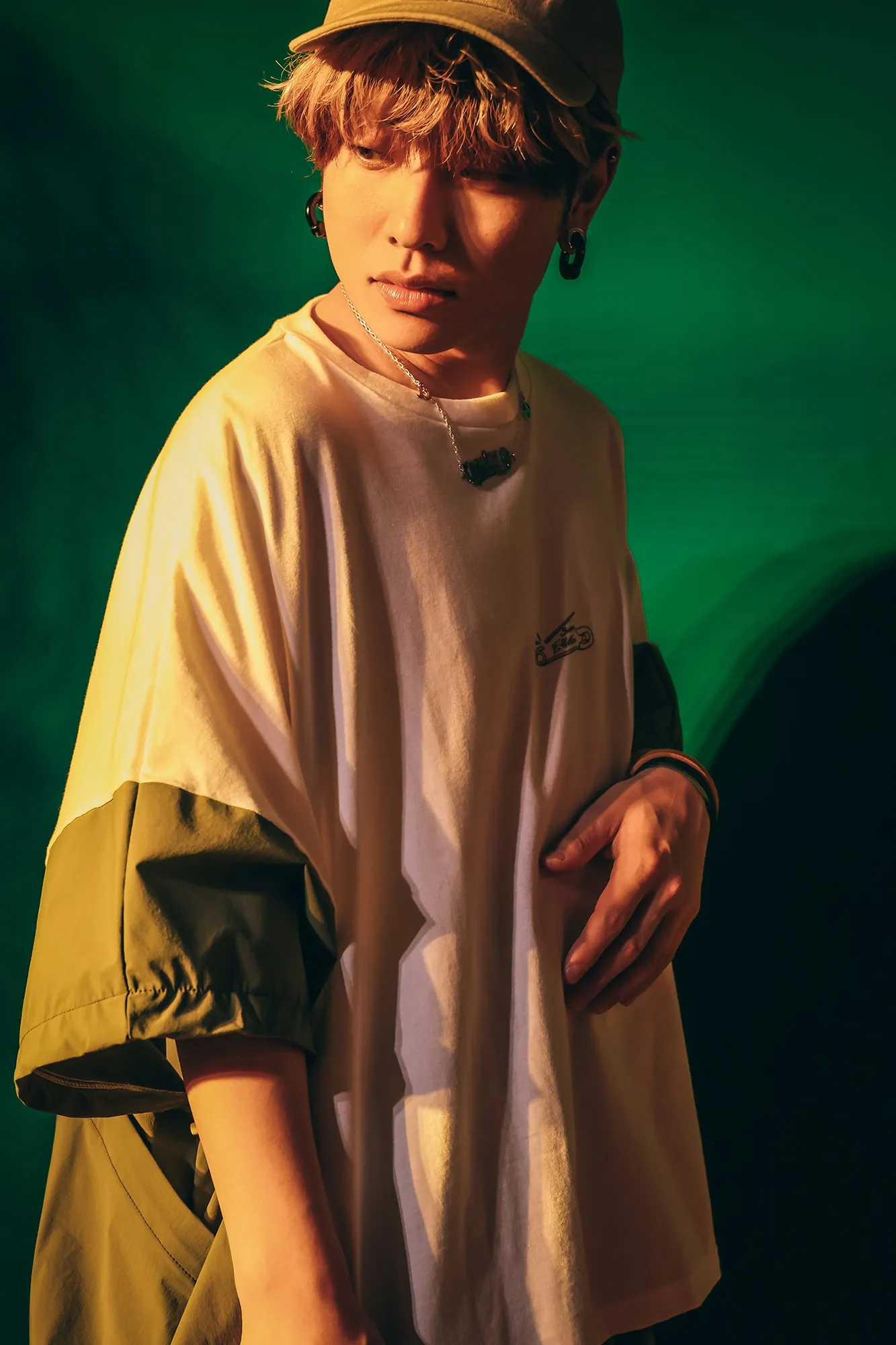 [2023 summer] EFFECTEN / switching poncho Tee