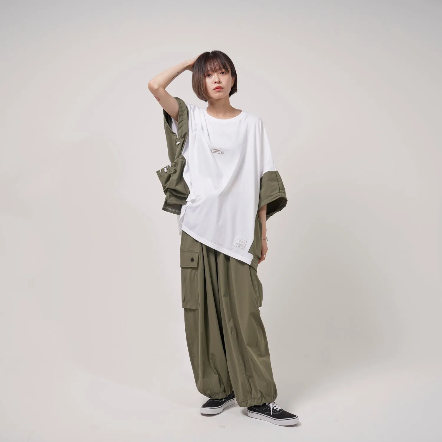 [2023 summer] EFFECTEN / switching poncho Tee