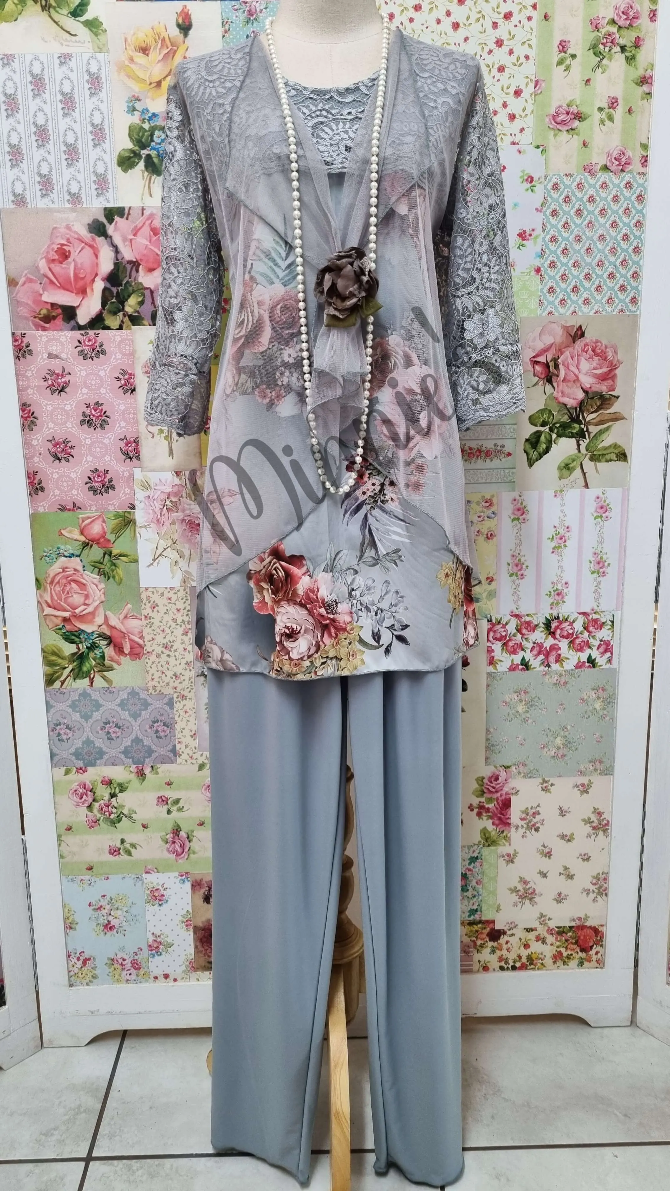 Grey 3-Piece Pants Set LR0404