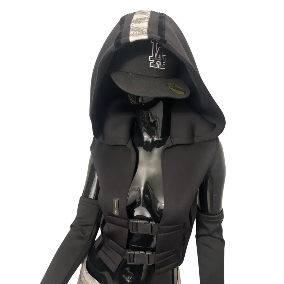 “Il Classico Nero” Scuba vest with oversized hood