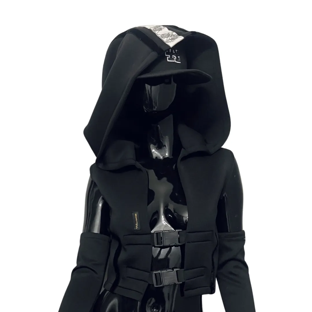 “Il Classico Nero” Scuba vest with oversized hood