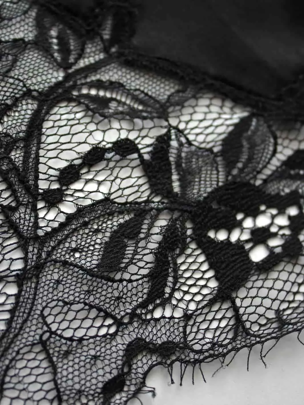 Signature Silk Camisole - Black